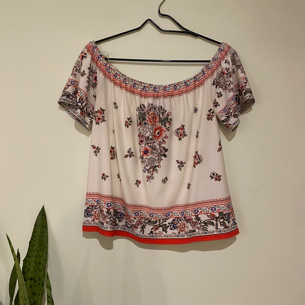 Off-Shoulder Top!
